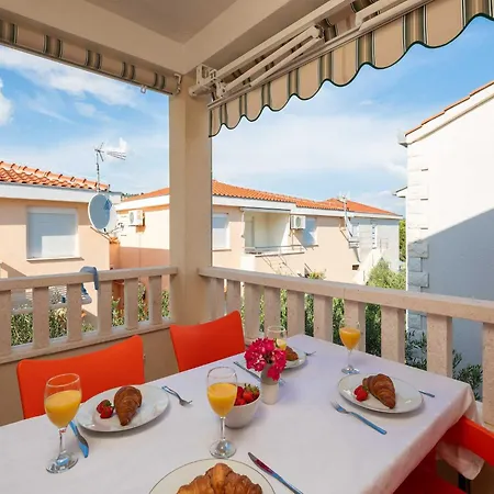 Bella Vista - Two Bedroom With Terrace A4 Apartman